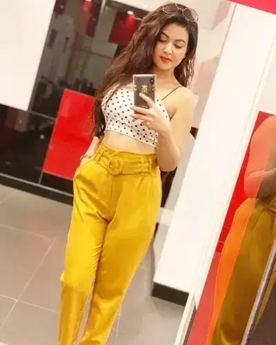 Habra Escort